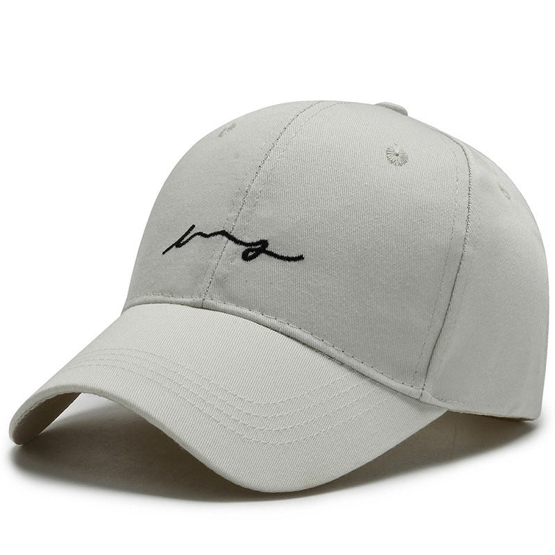 Sombrero informal con ala curva y letras parasol